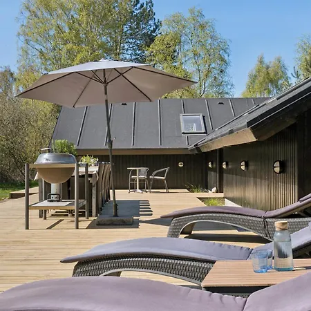 Stort Sommarhus Nära Och Hamn Semesterbostad *